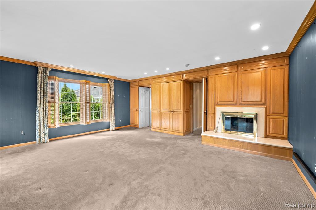 194 Charlevoix Avenue, Grosse Pointe Farms, MI 48236 — Photo 32