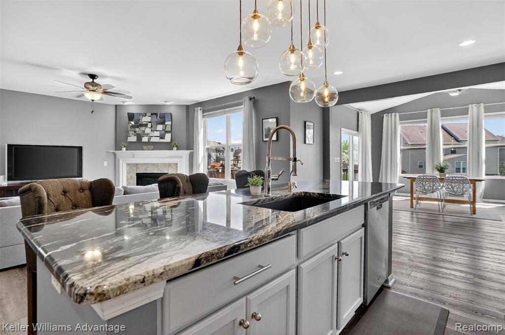 59371 Peters Barn Drive, South Lyon, MI 48178 — Photo 3
