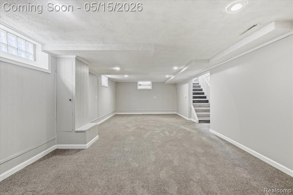 23200 Forest Street, Oak Park, MI 48237 — Photo 24