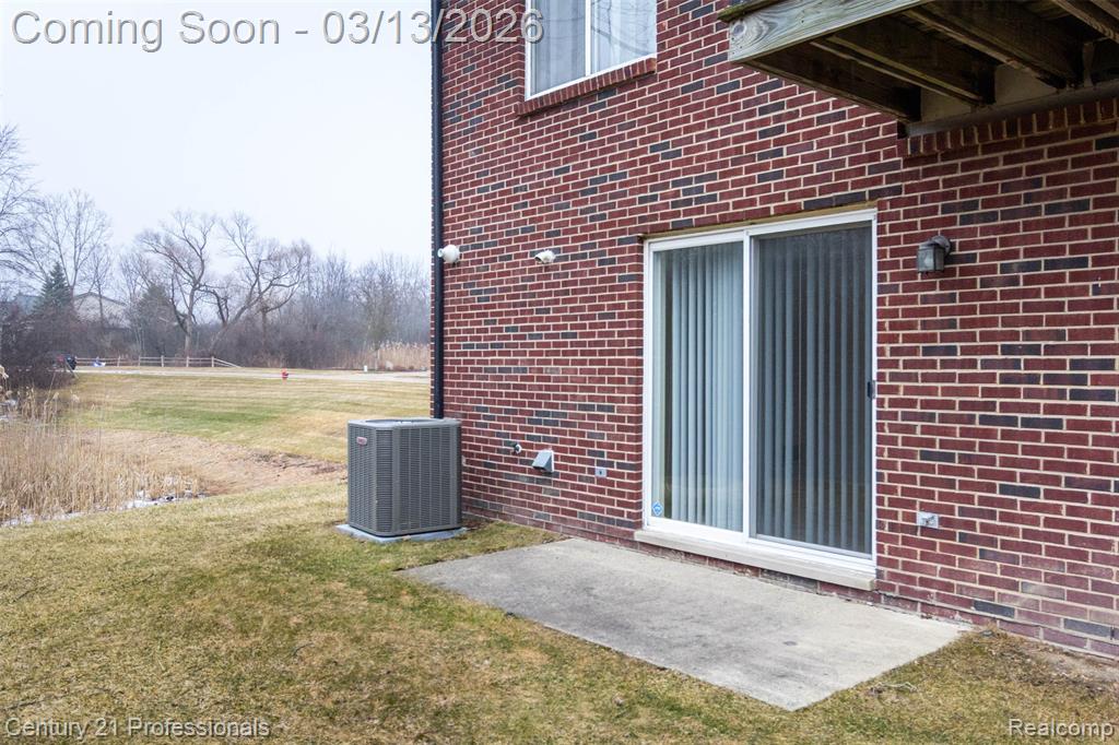 912 Sandalwood Drive, Troy, MI 48085 — Photo 40