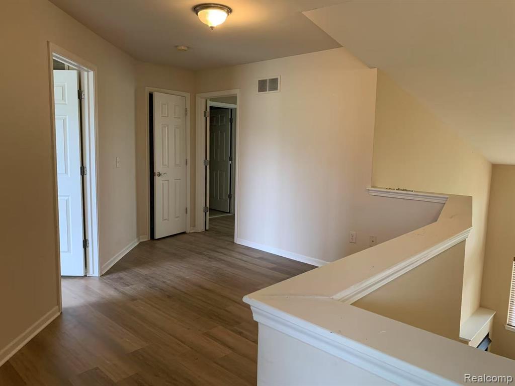 41540 Oconnor Lane, Novi, MI — Photo 11