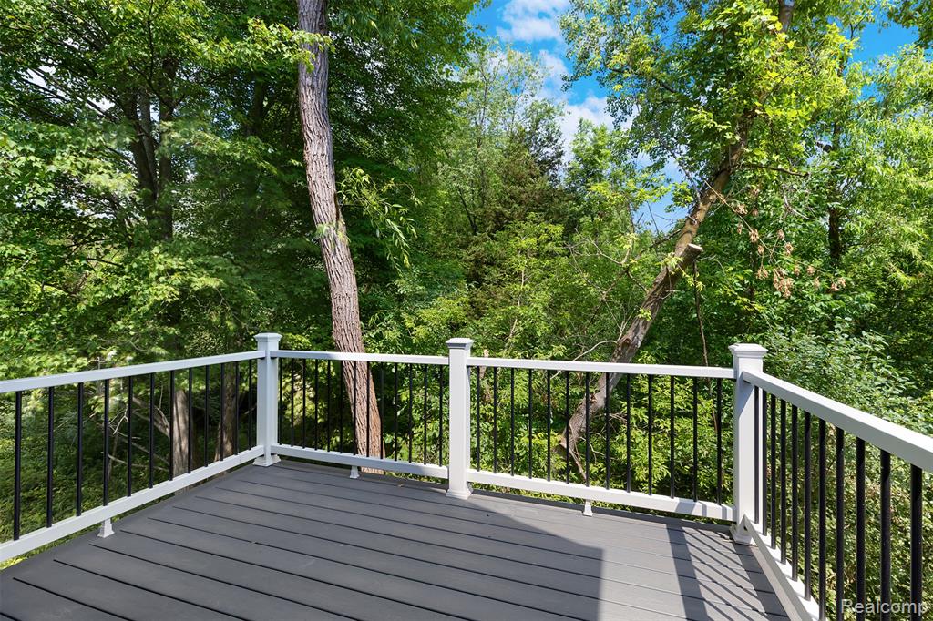5326 Trail Vista Drive, West Bloomfield, MI 48323 — Photo 34