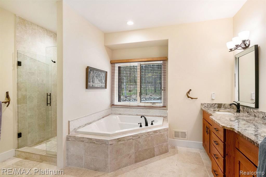 8200 EAGLE ROAD, Davisburg, MI 48350 — Photo 18