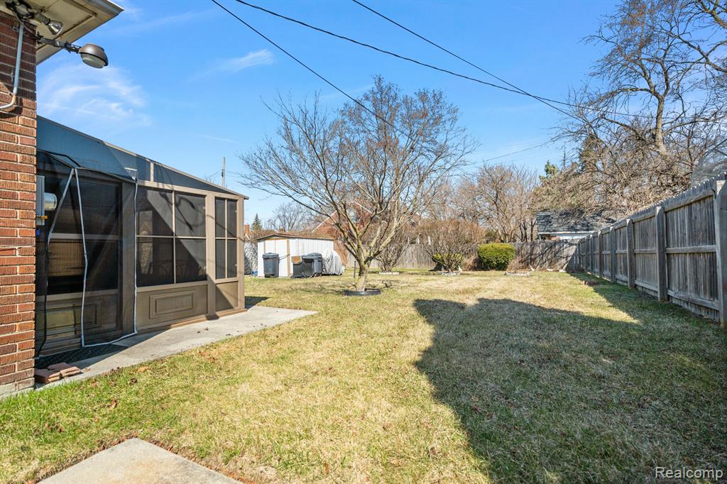 4279 E OUTER Drive, Detroit, MI 48234 — Photo 9