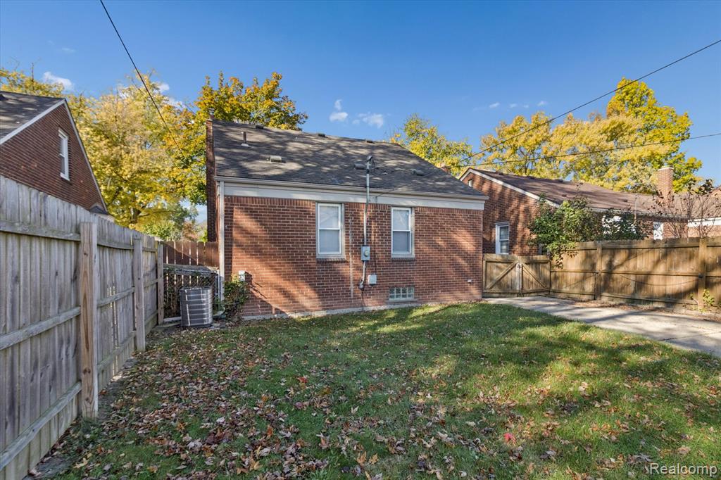 7853 Robinson Avenue, Allen Park, MI 48101 — Photo 50