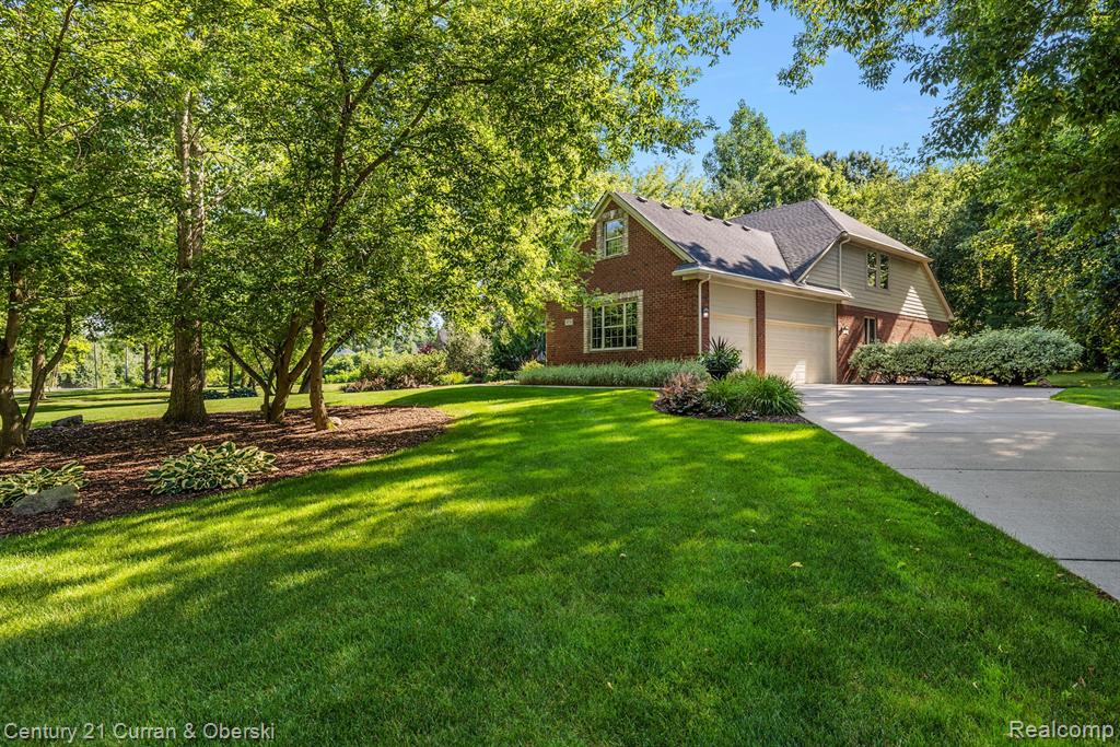 4574 CLIFFORD Road, Brighton, MI 48116 — Photo 3