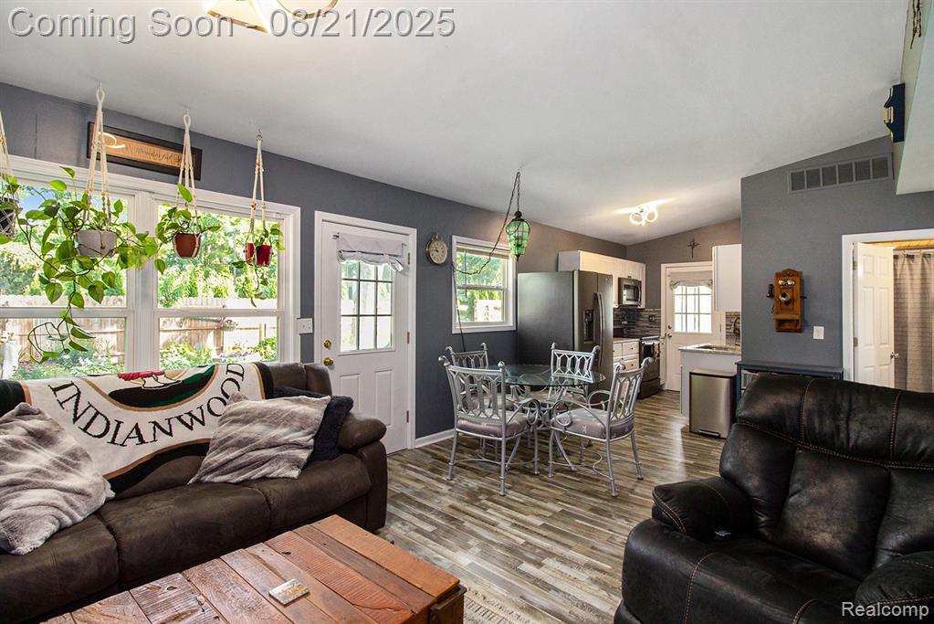 9301 Big Lake Road, Clarkston, MI — Photo 5