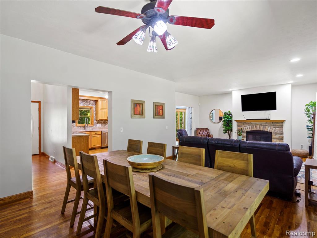 9480 Hartland Road, Fenton, MI 48430 — Photo 4