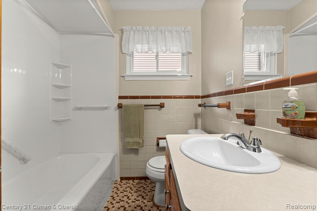 4170 Pardee Avenue, Dearborn Heights, MI 48125 — Photo 24