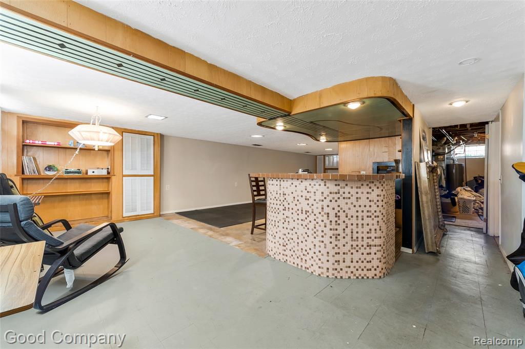 28748 Herbert Street, Madison Heights, MI 48071 — Photo 24