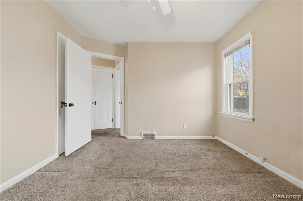 8144 Whitcomb Street, Detroit, MI 48228 — Photo 20