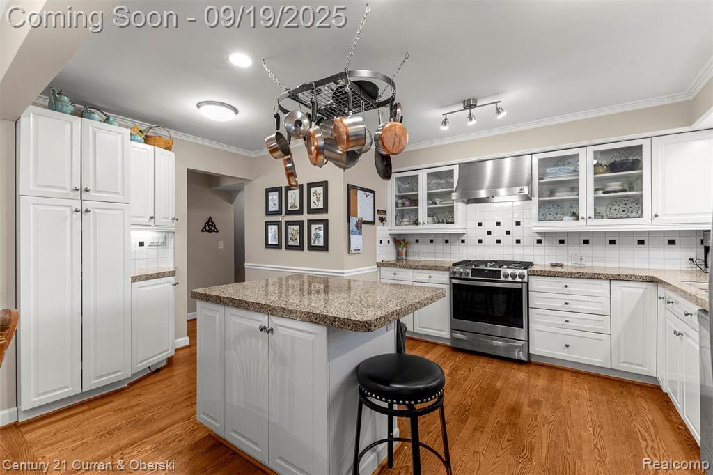 635 N Rosevere Avenue, Dearborn, MI 48128 — Photo 12