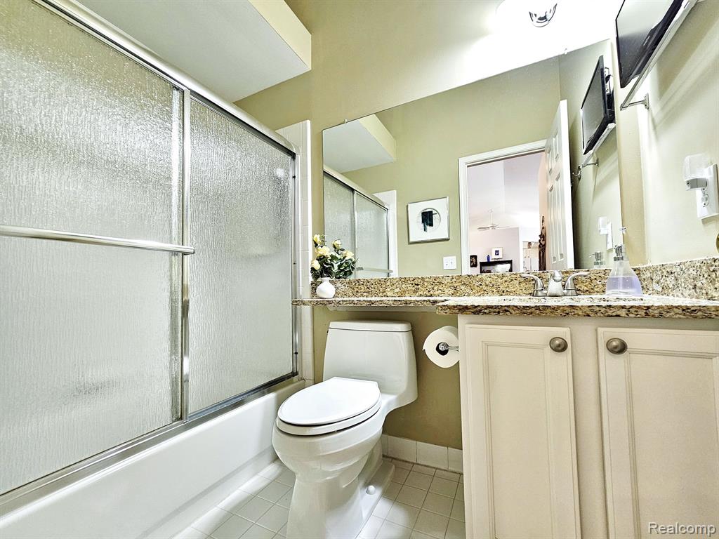51549 HICKORY Lane, Macomb, MI 48042 — Photo 19