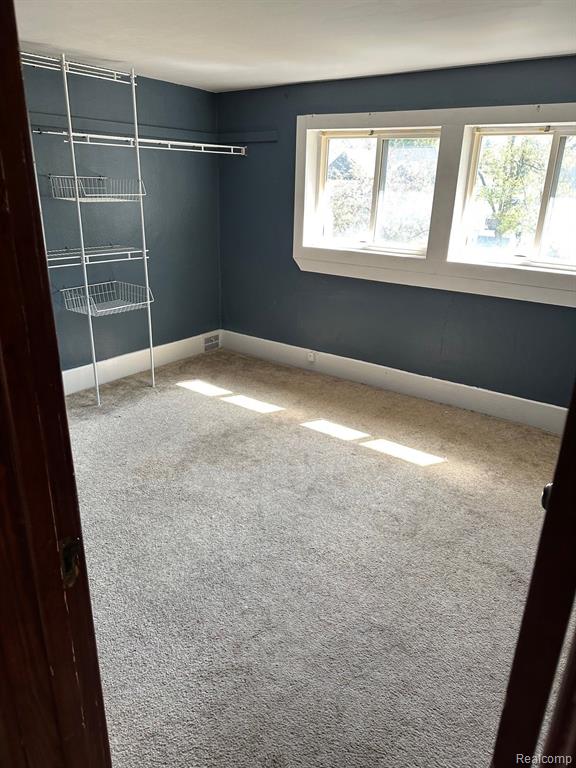 421 CURRY Avenue, Royal Oak, MI 48067 — Photo 6