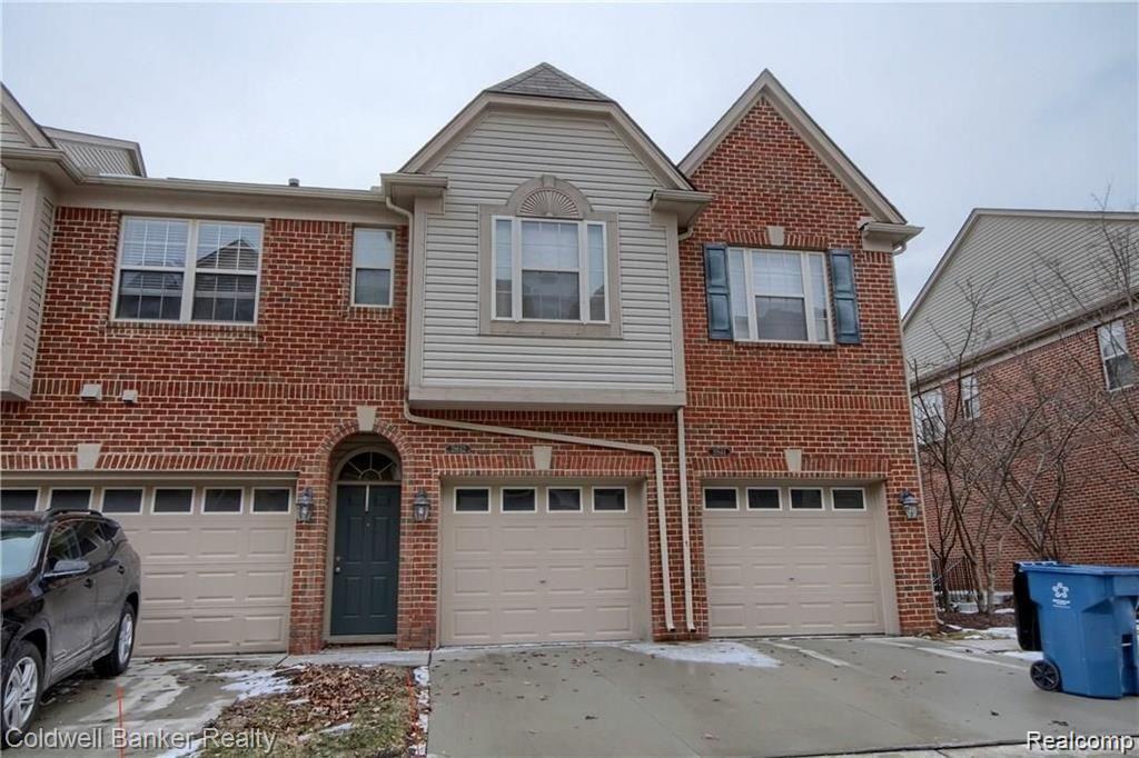 39642 ROCKCREST Lane, Northville, MI — front exterior