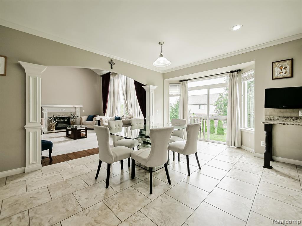 6960 Norway Drive, Troy, MI 48085 — Photo 11