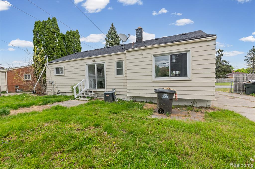 8044 Pelham Road, Taylor, MI 48180 — Photo 24