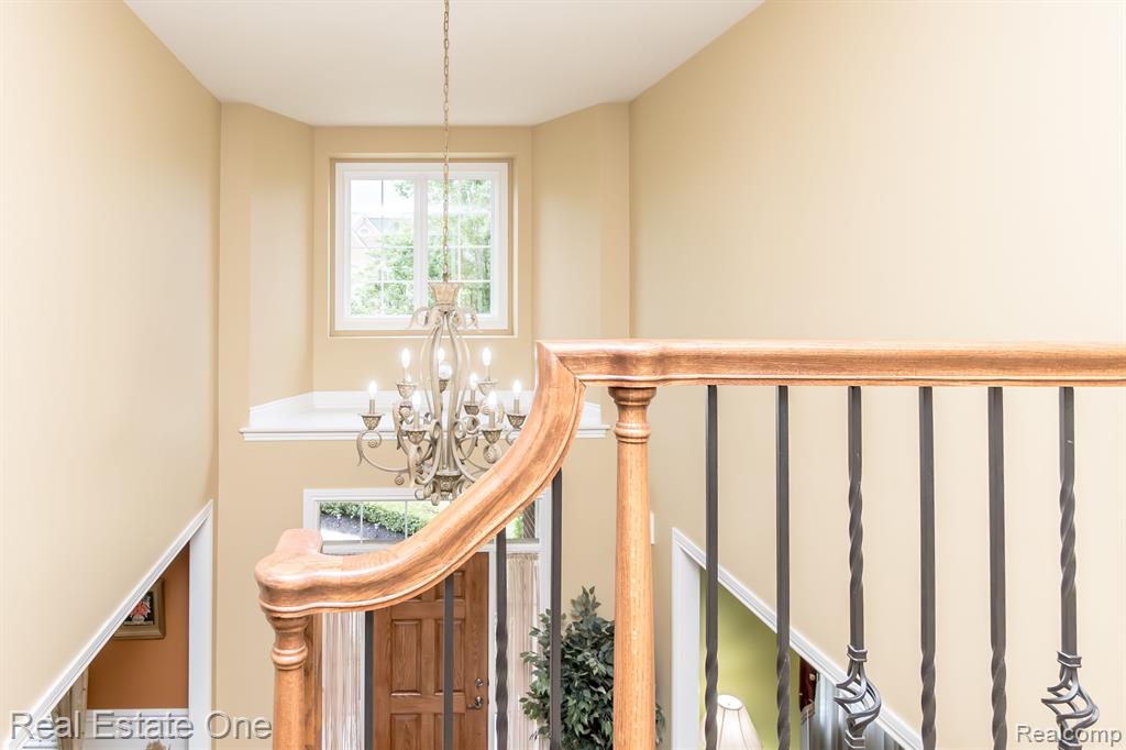 18090 Peninsula Way, Northville, MI 48168 — Photo 52