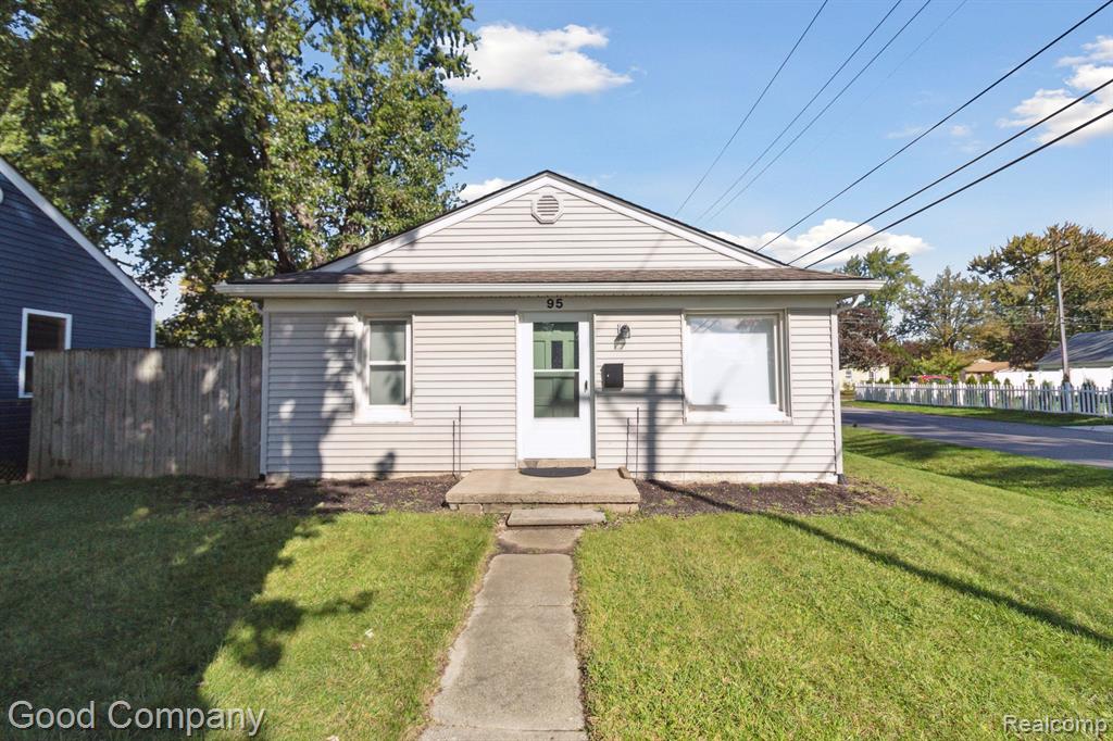 95 CHOPIN Street, Troy, MI 48083 — Photo 3