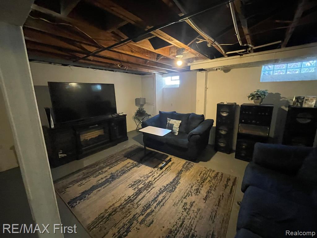 15429 Fairmount Drive, Detroit, MI 48205 — Photo 21