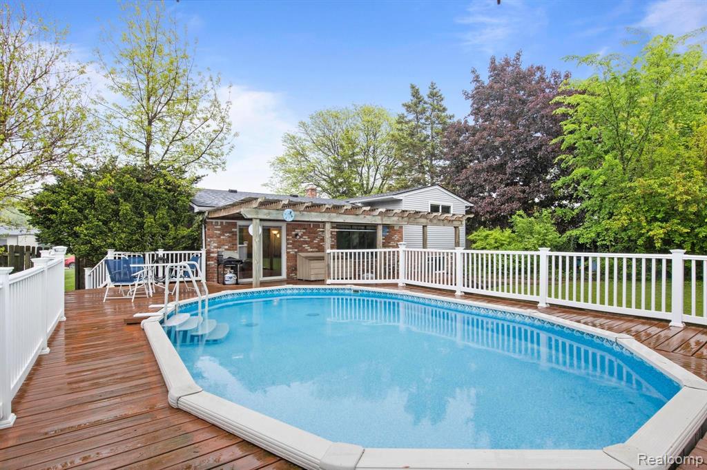 5645 WEDGEWOOD Road, Canton, MI 48187 — Photo 33