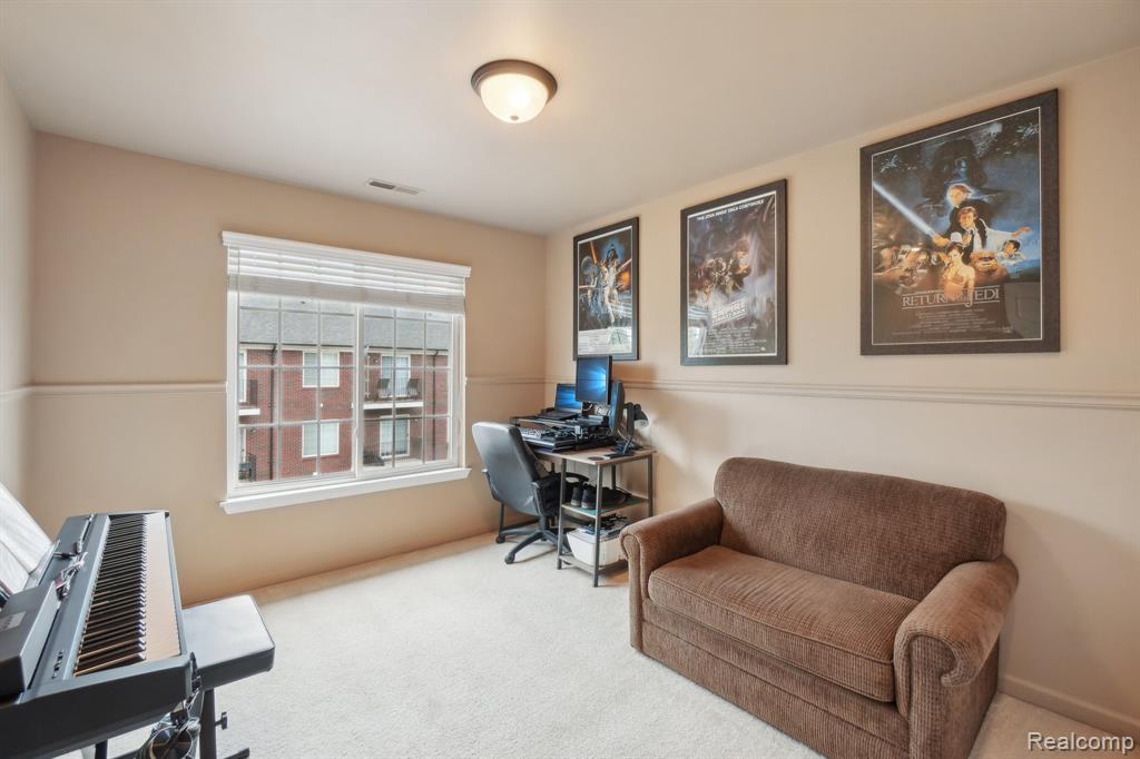 53128 E PROVIDENCE Drive, Shelby Twp, MI 48316 — Photo 18