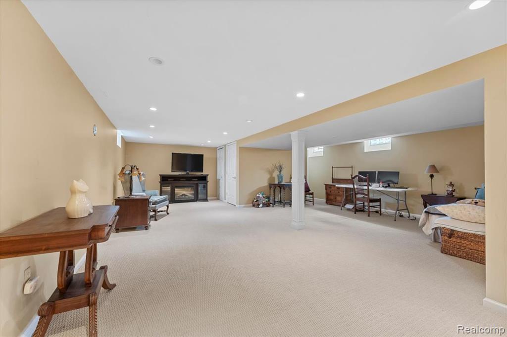 21524 THOROFARE Road, Grosse Ile, MI 48138 — Photo 21