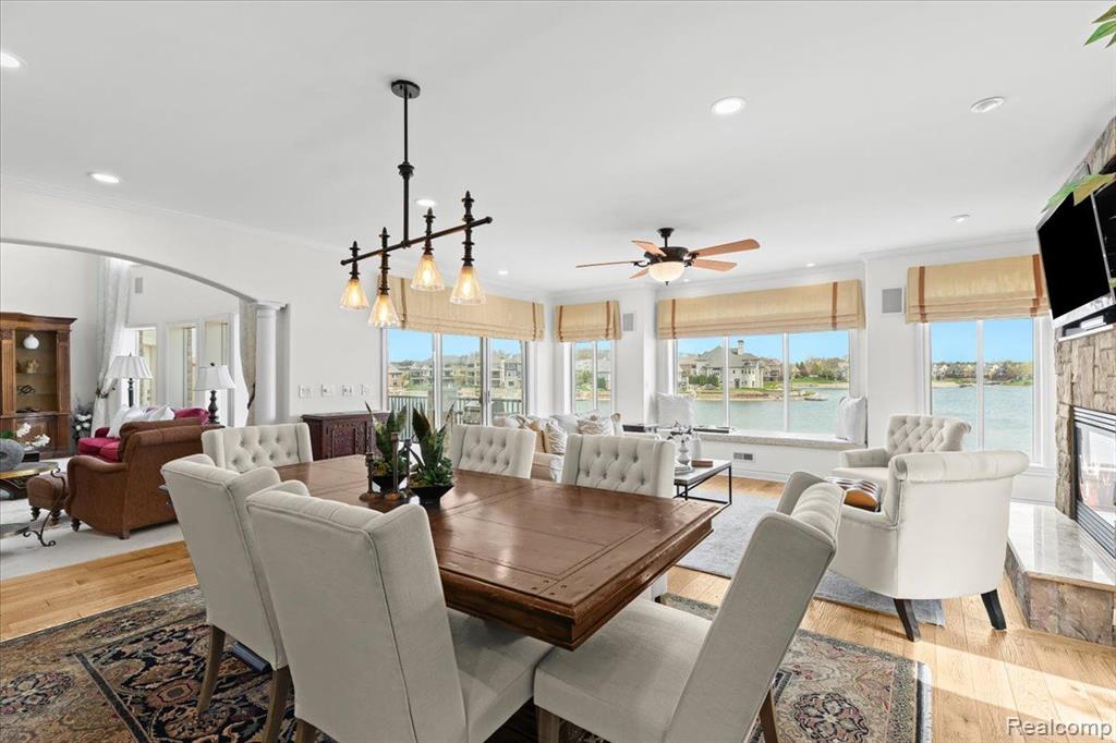8393 BOULDER SHORES Drive, South Lyon, MI 48178 — Photo 10
