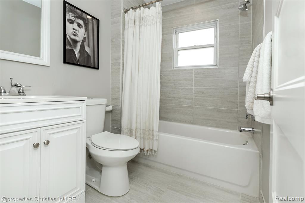508 Marlin Avenue, Royal Oak, MI 48067 — Photo 18