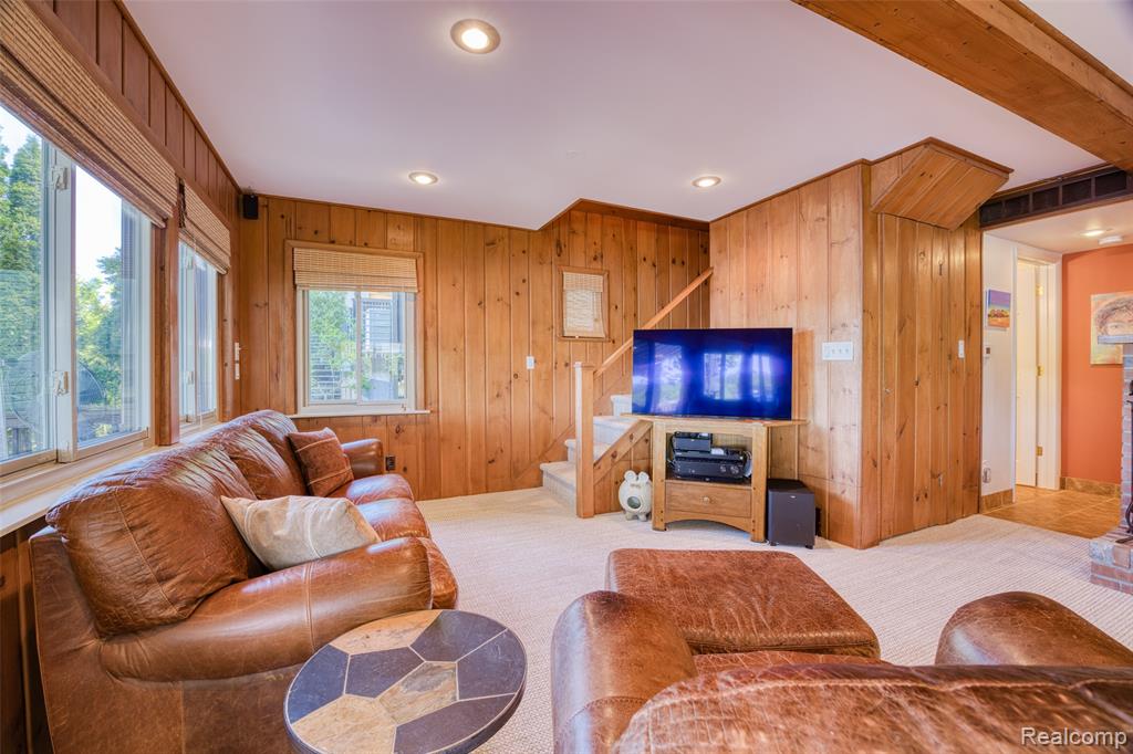 5940 Silver Birch Road, Ortonville, MI 48462 — Photo 15
