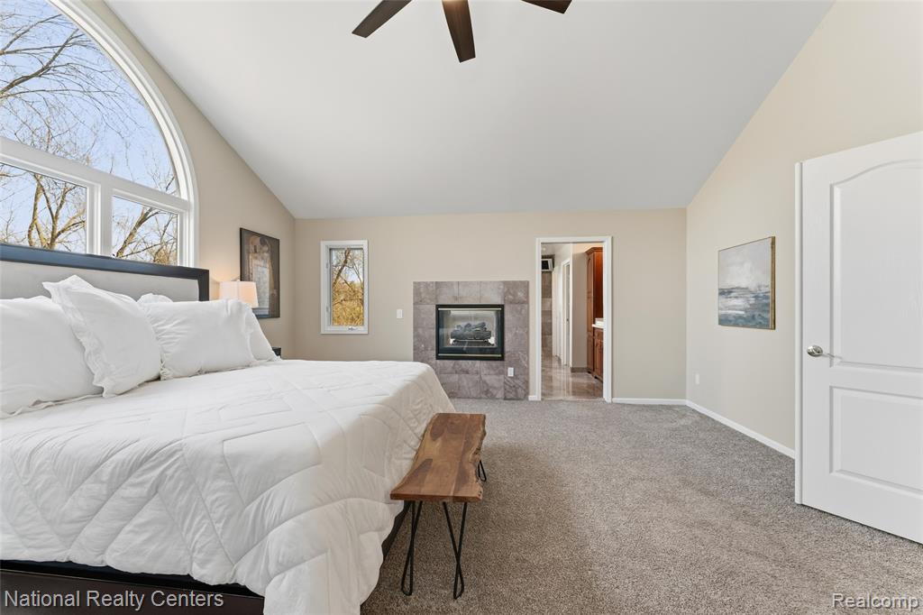 6276 N Shore Drive, West Bloomfield, MI 48324 — Photo 21