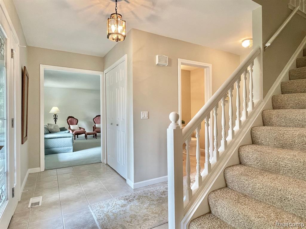 5173 Aintree Road, Rochester, MI 48306 — Photo 19