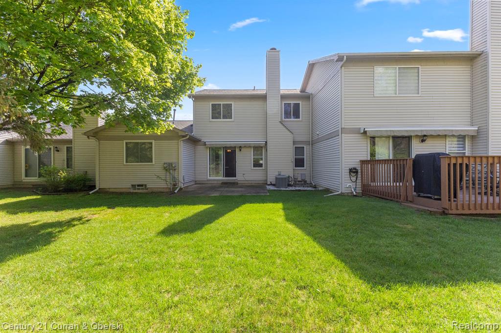 6541 DEERHURST Drive, Westland, MI — Photo 33