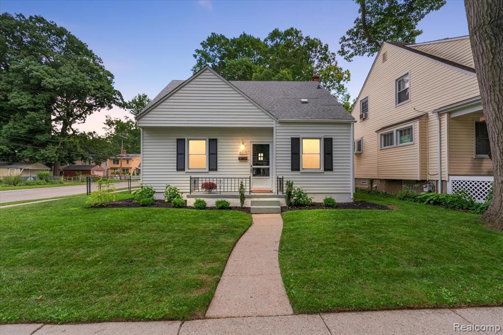 603 S Vermont Avenue, Royal Oak, MI 48067 — front exterior