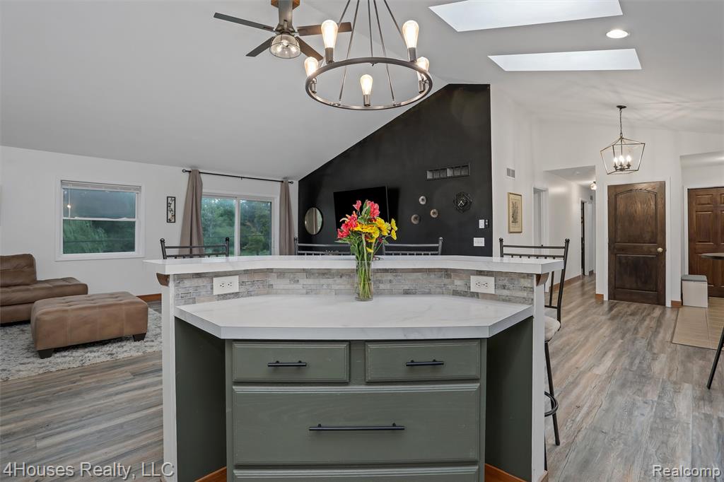 4087 Silver Valley Drive, Lake Orion, MI — Photo 18
