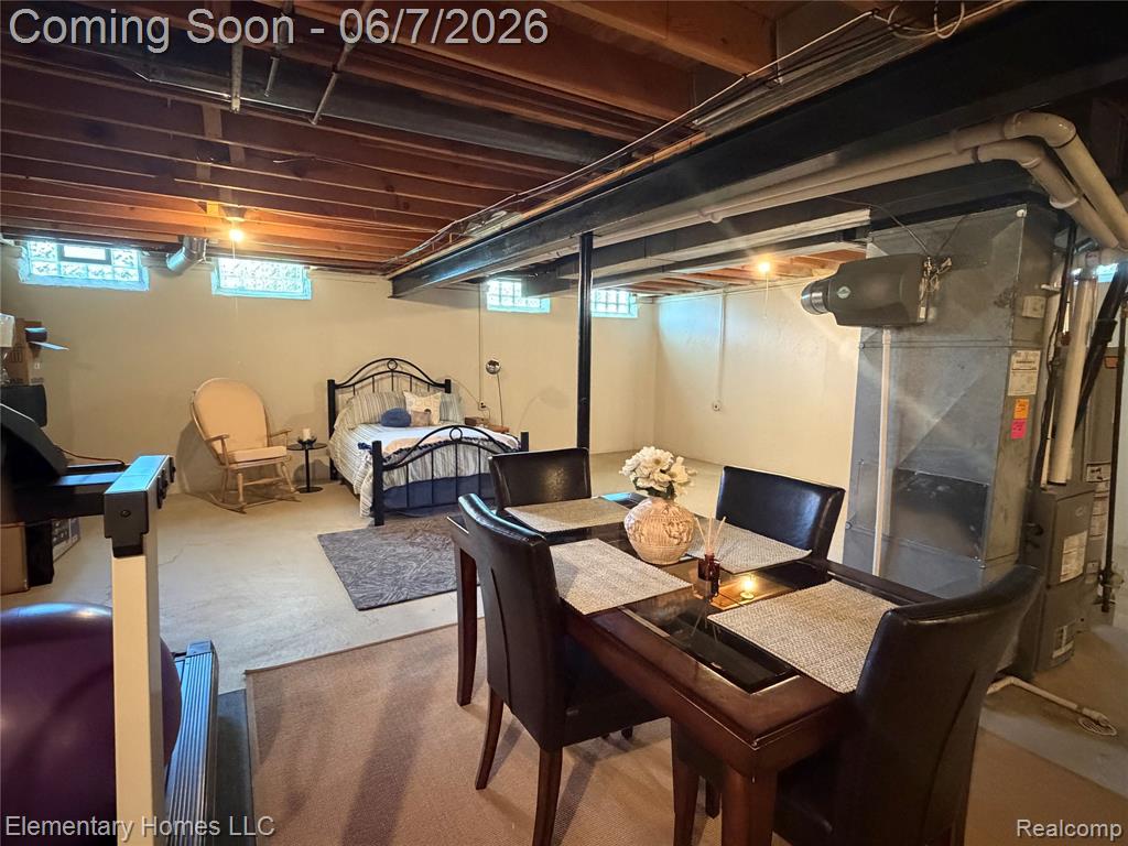49459 Tarrytown Court, Utica, MI 48315 — Photo 21