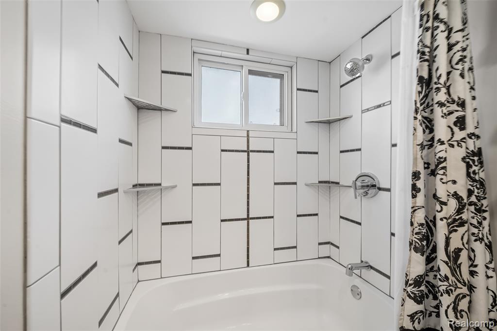 43685 Yorktown Street, Canton, MI 48188 — Photo 19