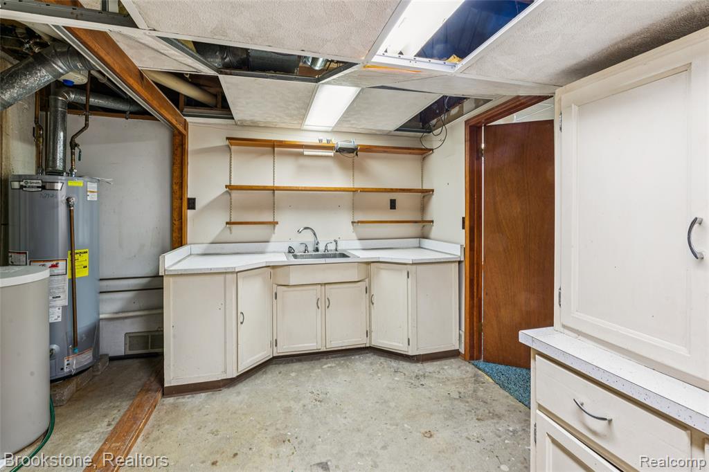 614 S East Street, Fenton, MI 48430 — Photo 29