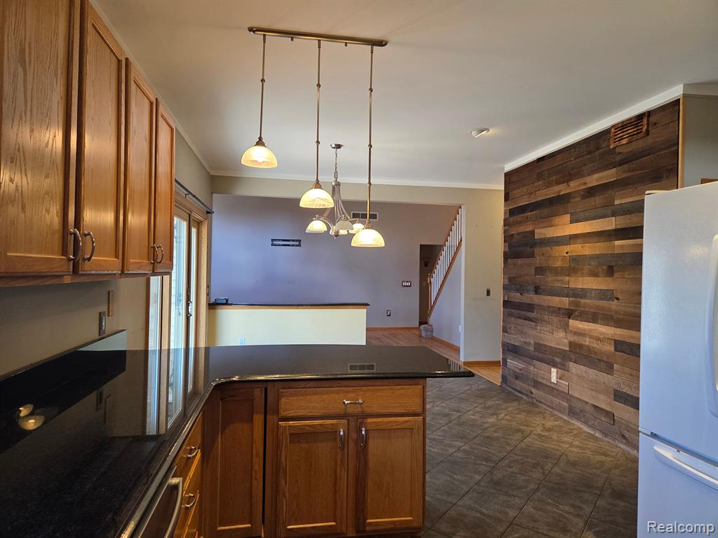 4453 CREEKVIEW Drive, Howell, MI 48843 — Photo 8