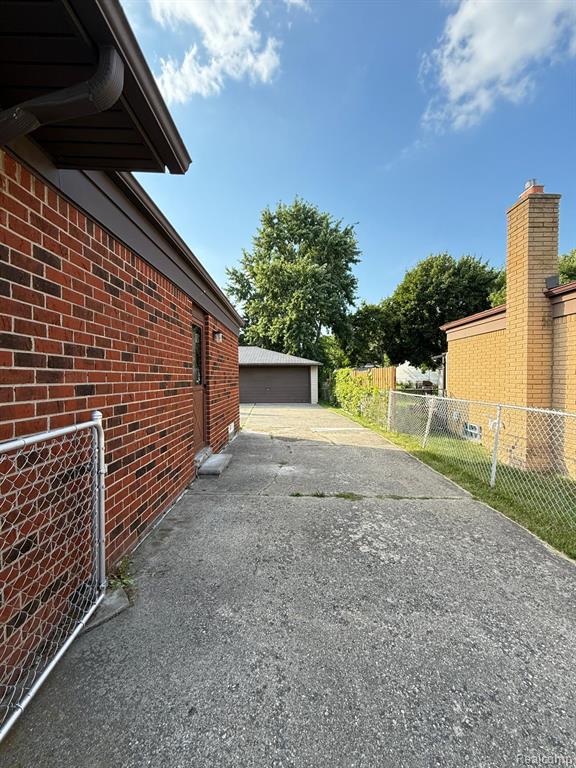 40351 Walter Drive, Sterling Heights, MI 48310 — Photo 3