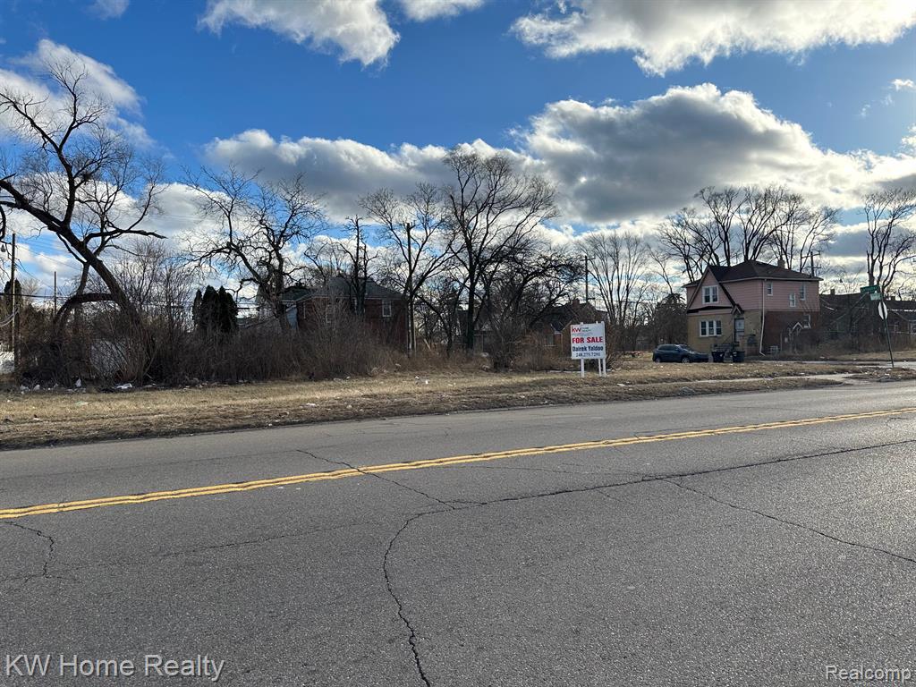 3302 E 7 MILE Road, Detroit, MI 48234 — Photo 6