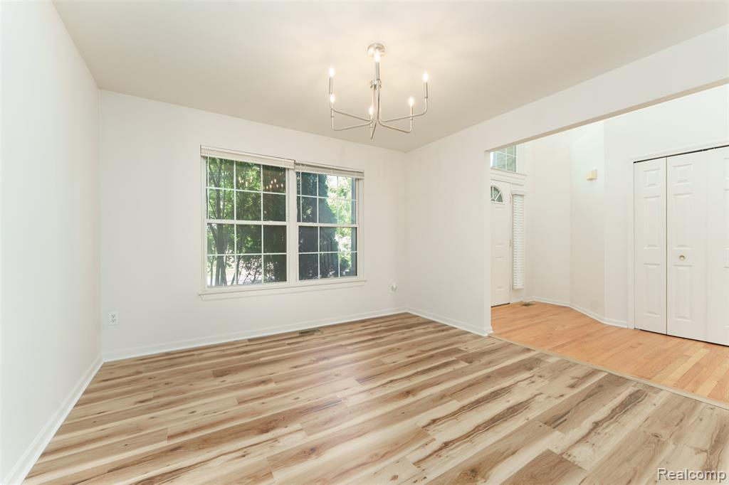 3172 Birchwood Court, Ann Arbor, MI 48105 — Photo 9