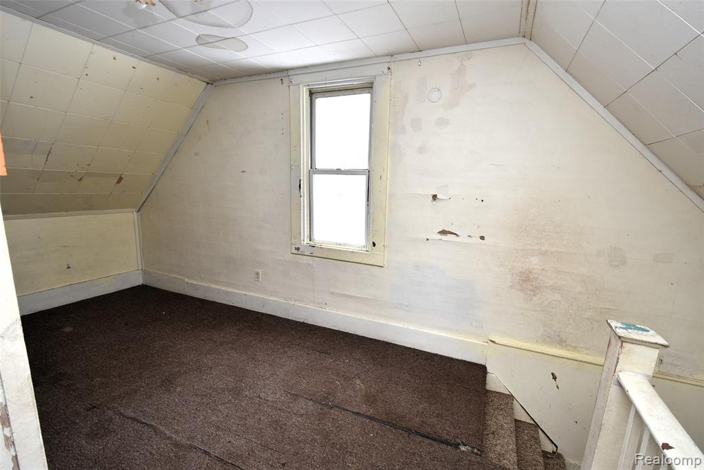 403 E King Street E, Owosso, MI 48867 — Photo 28