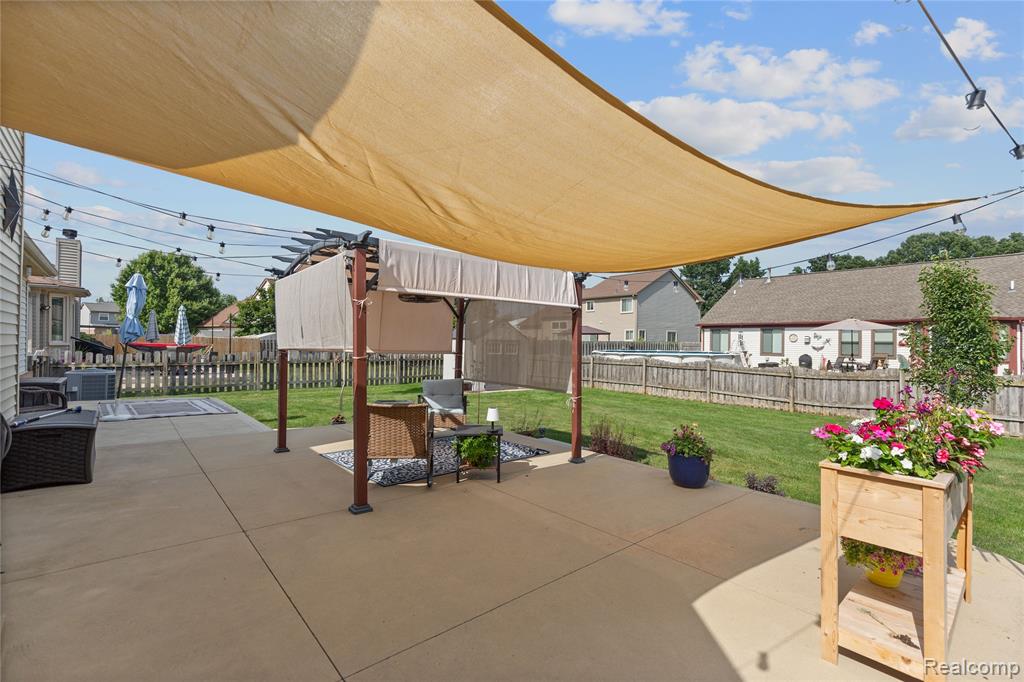 53076 Black Creek Drive, Chesterfield, MI 48047 — Photo 29
