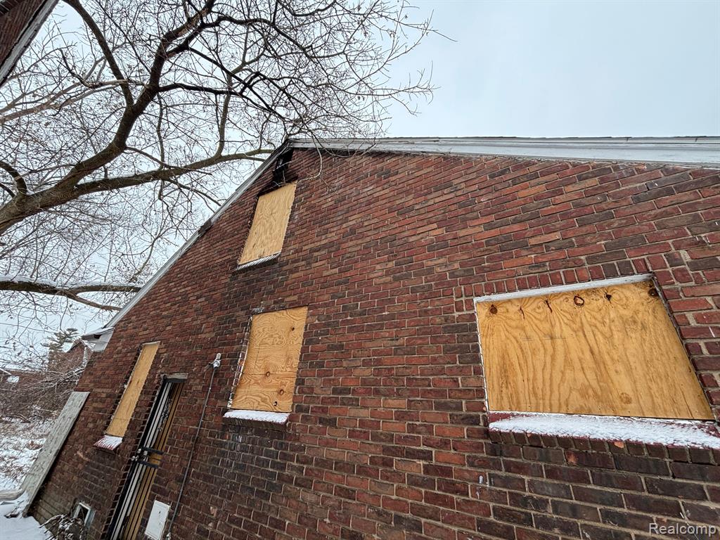 9153 WARD Street, Detroit, MI 48228 — Photo 24
