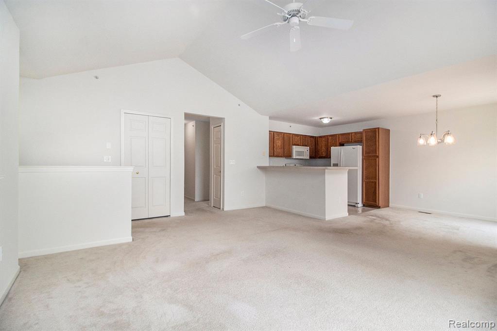 29500 NOTTINGHAM Court, 55, Livonia, MI 48152 — Photo 9