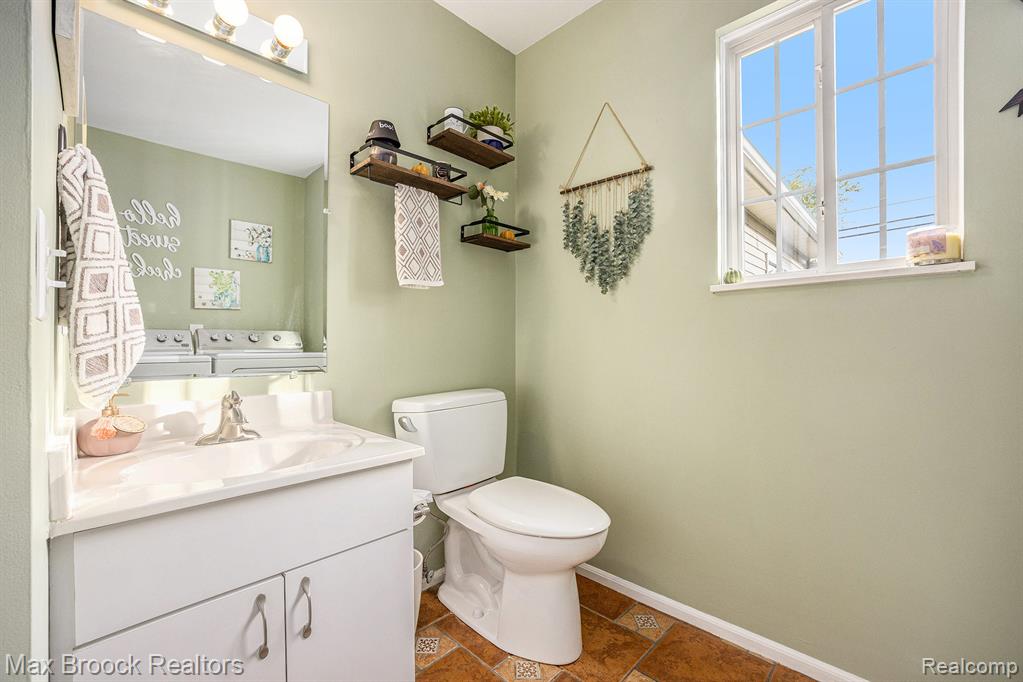 5296 Pine Knob Lane, Independence, MI — Photo 14