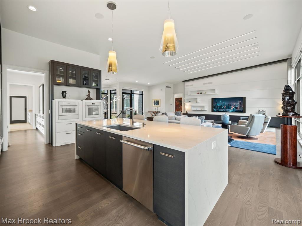 4890 Charing Cross Road, Bloomfield Hills, MI 48304 — Photo 12