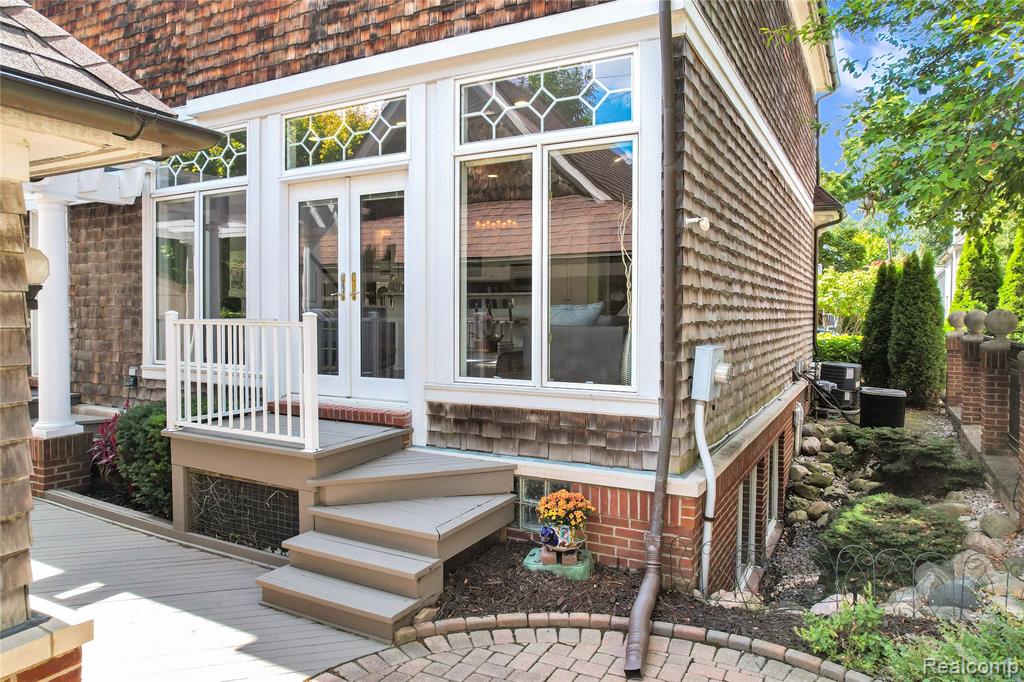 655 Chester Street, Birmingham, MI 48009 — Photo 45