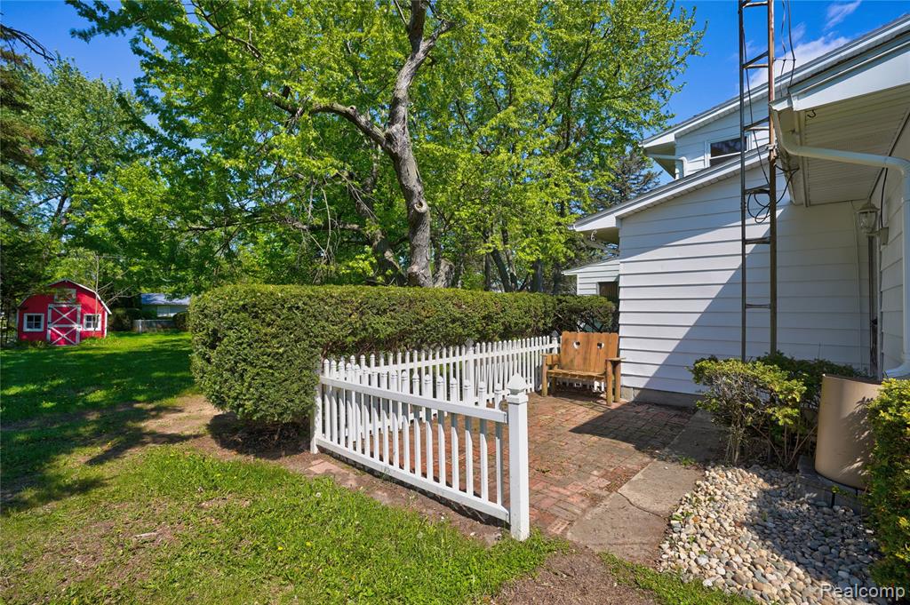 3098 Wagon Trail, Flint, MI 48507 — Photo 49